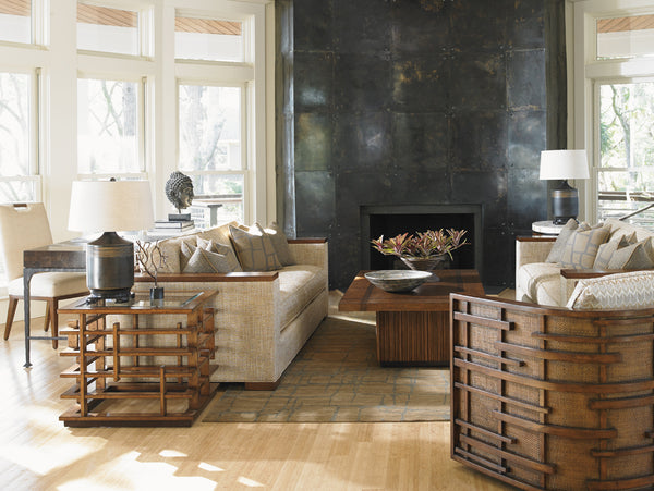 Semerang Swivel Chair