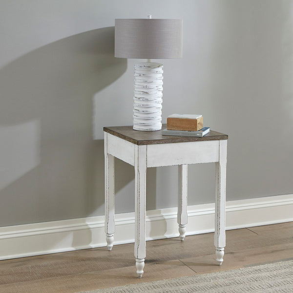 Magnolia Manor Corner Filler - 244-HO112C