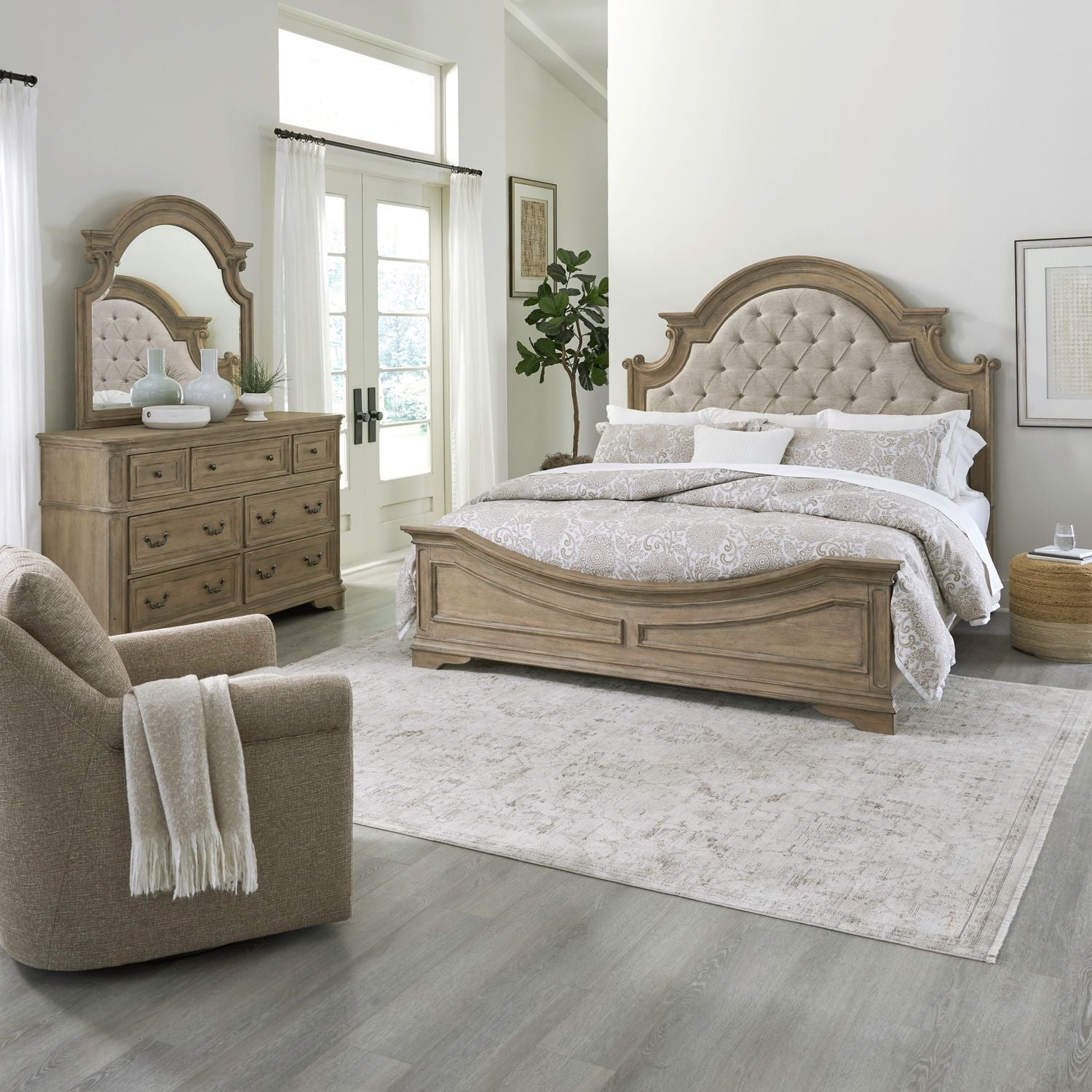 Magnolia Manor King Uph Bed, Dresser & Mirror