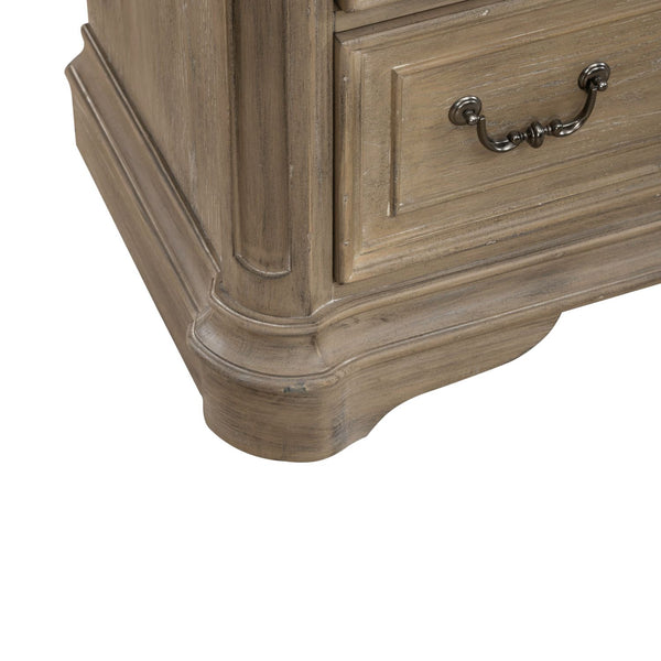 Magnolia Manor 7 Drawer Dresser