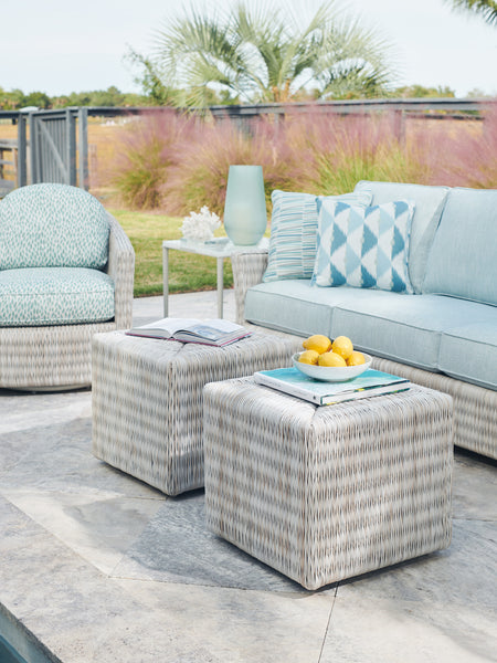 Swivel Lounge Chair