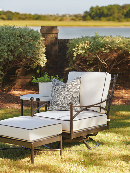 Swivel Lounge Chair