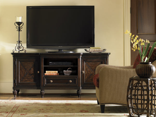 Oval Reef Accent Table