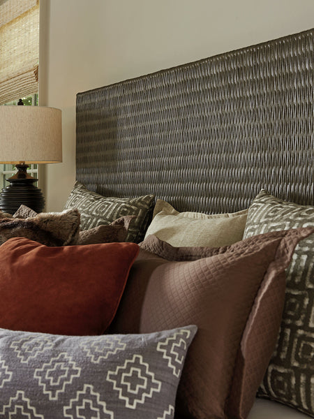 Driftwood Isle Woven Platform Headboard 6/6 King