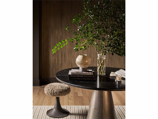 Kira Stool