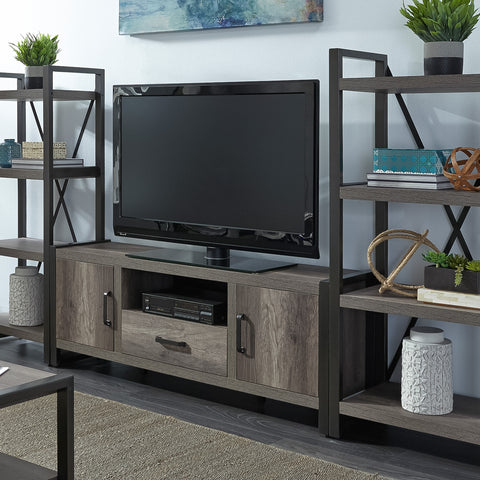 Liberty Furniture 686-ENTW-ECP Entertainment Center w Piers